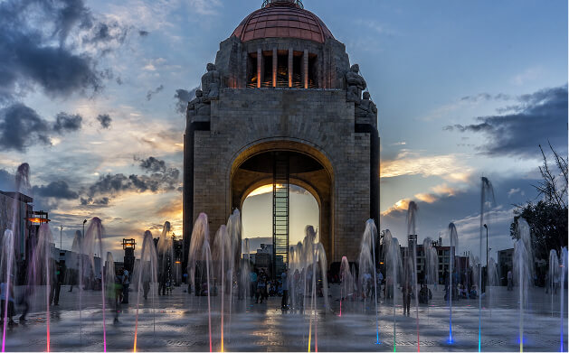 REVOLUCIÓN